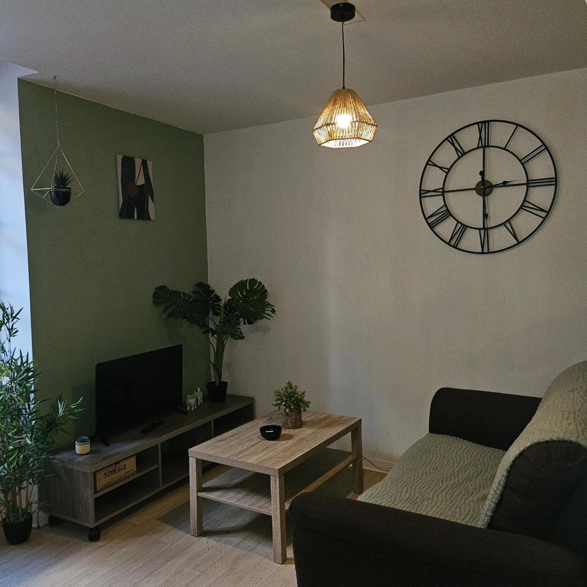 49 Studio Centre-Ville Box A Bagages Gratuits Carcassone Exterior photo